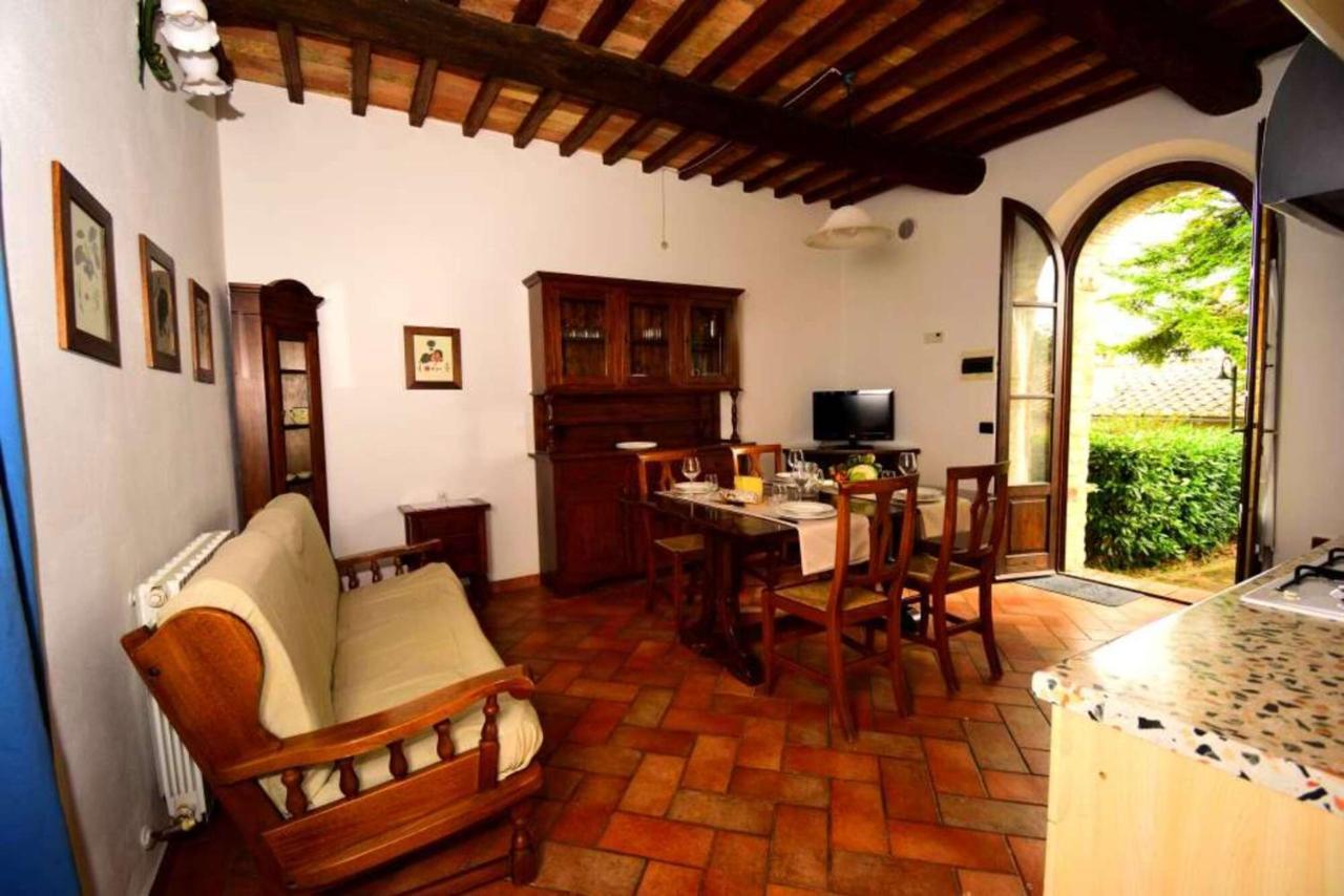 Le Rocche Di Valiano Aparthotel Exterior photo