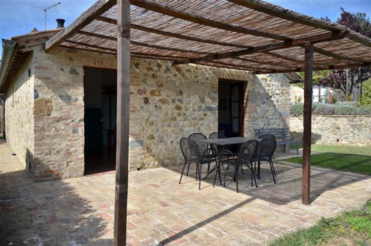 Le Rocche Di Valiano Aparthotel Exterior photo