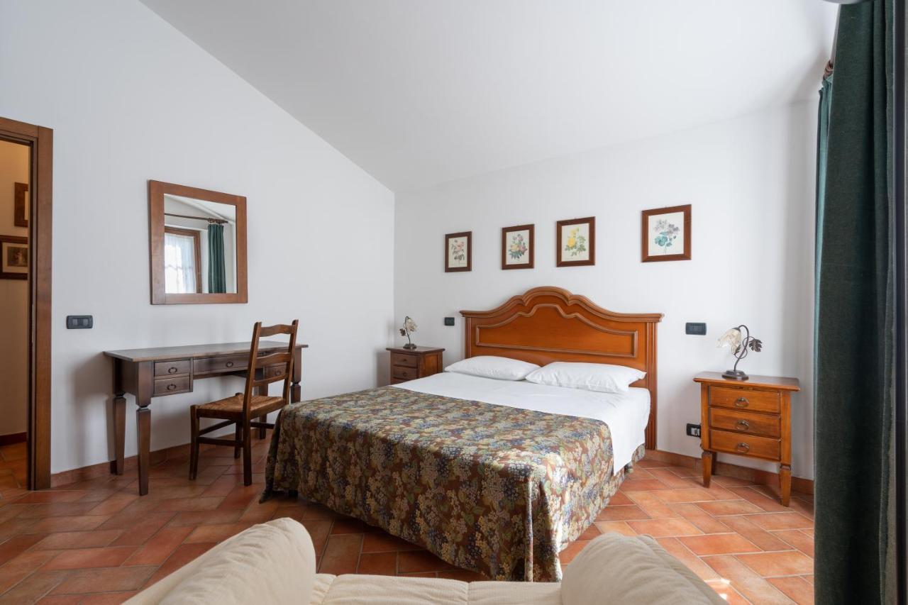 Le Rocche Di Valiano Aparthotel Exterior photo
