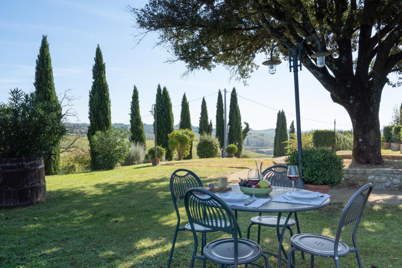Le Rocche Di Valiano Aparthotel Exterior photo